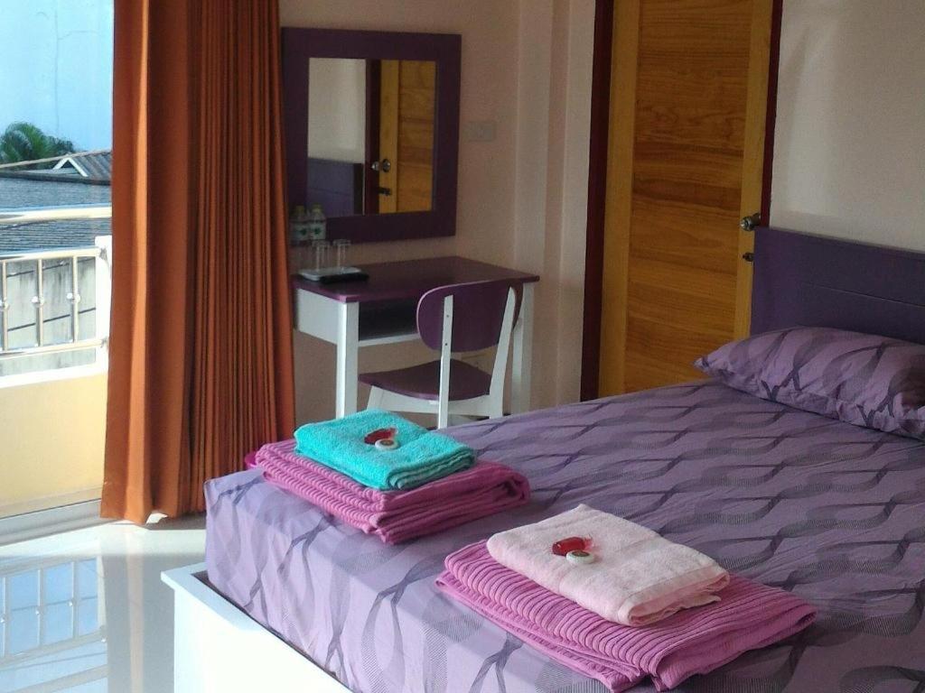 V-House Hotel Транг Экстерьер фото