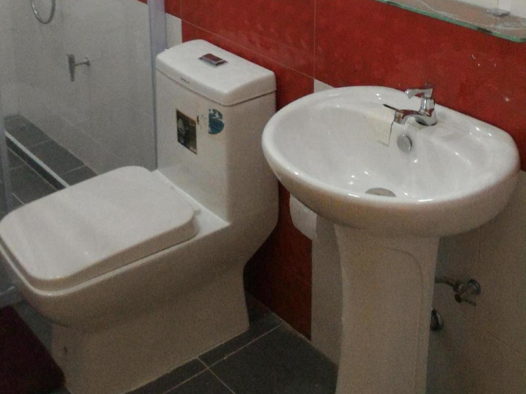 V-House Hotel Транг Экстерьер фото