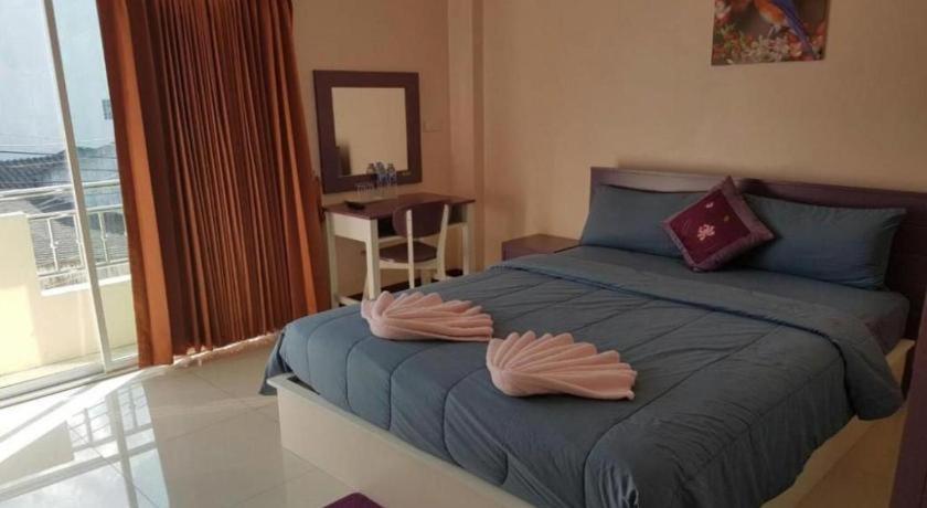 V-House Hotel Транг Экстерьер фото
