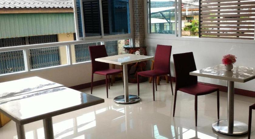 V-House Hotel Транг Экстерьер фото
